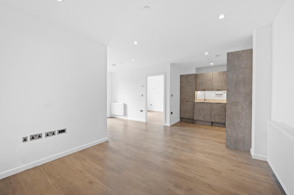 Kingston Road, Wimbledon Chase, London, SW20 8LX