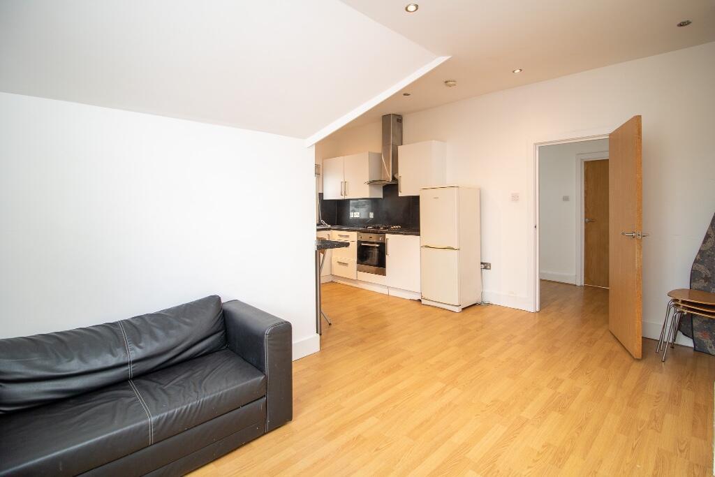 14 Westwell Road, Streatham, SW16 5RT